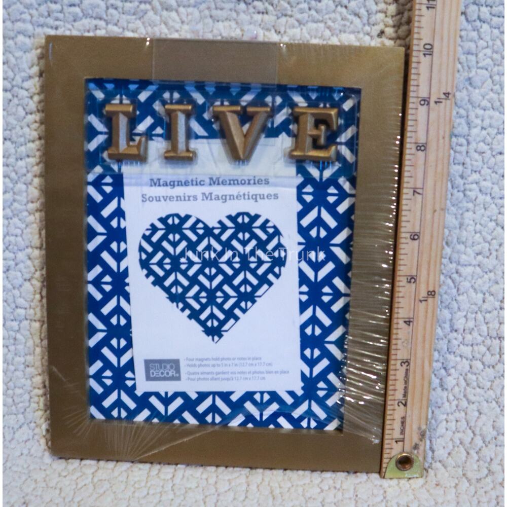Live frame - Picture 3 of 4